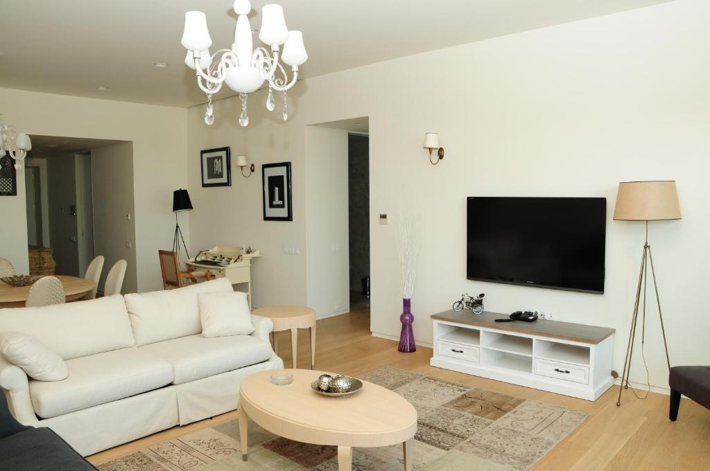 מלון דירות Atakoey Marina Park 4*